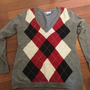 Women’s v neck  sweater